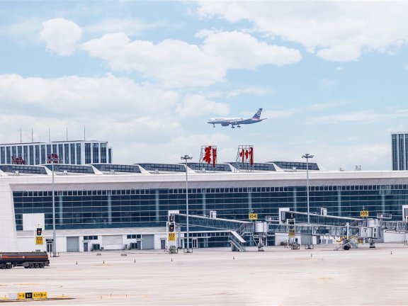 花湖机场EHU：国际空运的最新选择