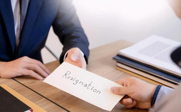 要么赶紧滚蛋,不然就好好干